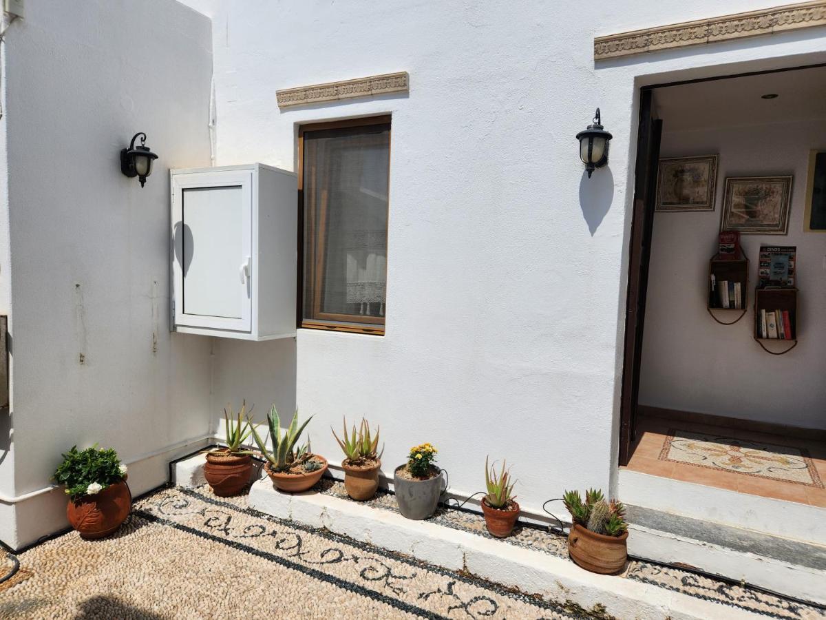 Lindos Boutique - Adults Only Apartment Exterior photo